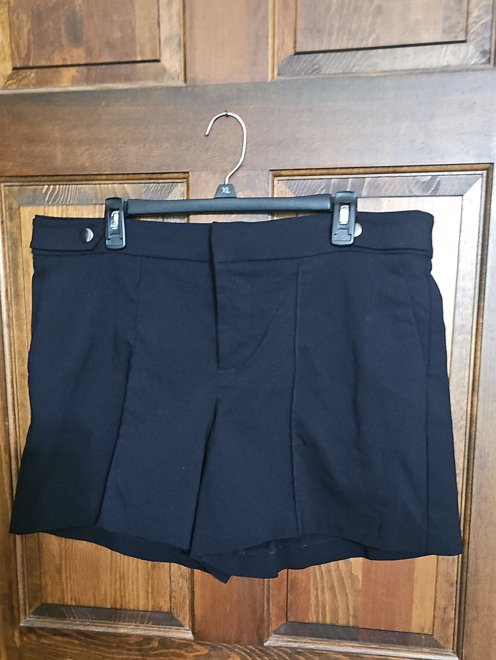 Maurices Women's Pleated Black Shorts Size 16W